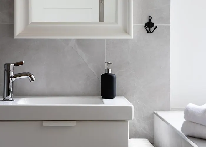 Kalnina Street * Рига